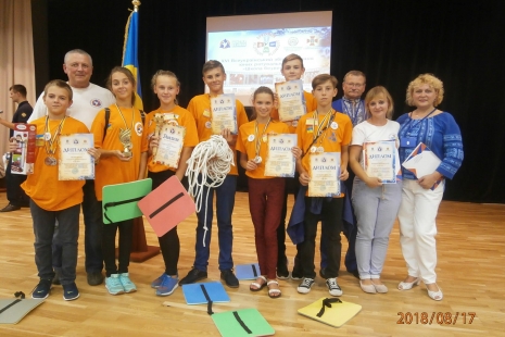Юні рятувальники з Бугринської громади виступили на «Школі безпеки» у Львові